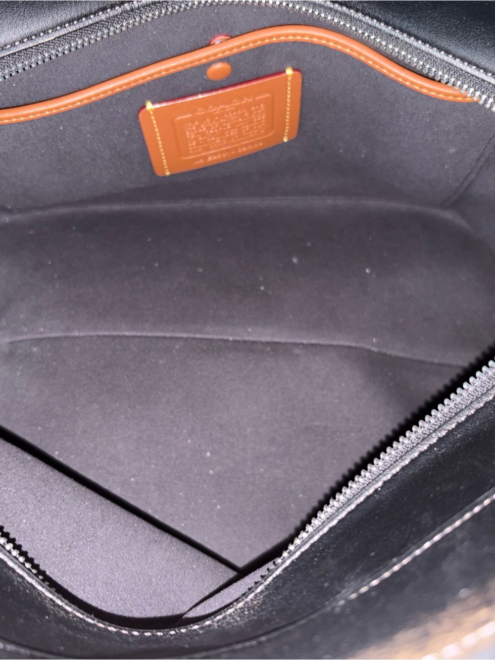 Coach Empire 40 Loved Leather - Picture 3 of 5